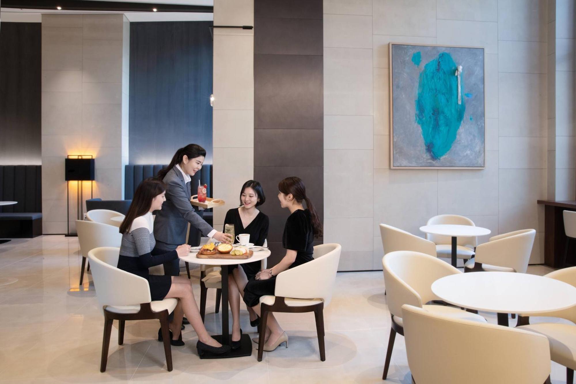 Courtyard By Marriott Suwon Hotel Eksteriør billede