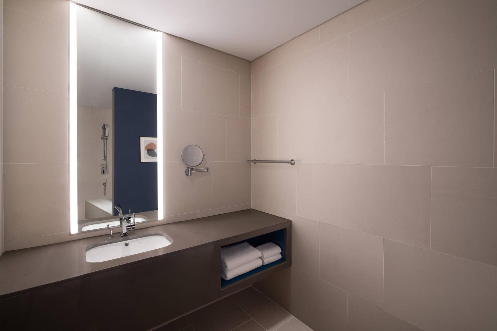 Courtyard By Marriott Suwon Hotel Eksteriør billede