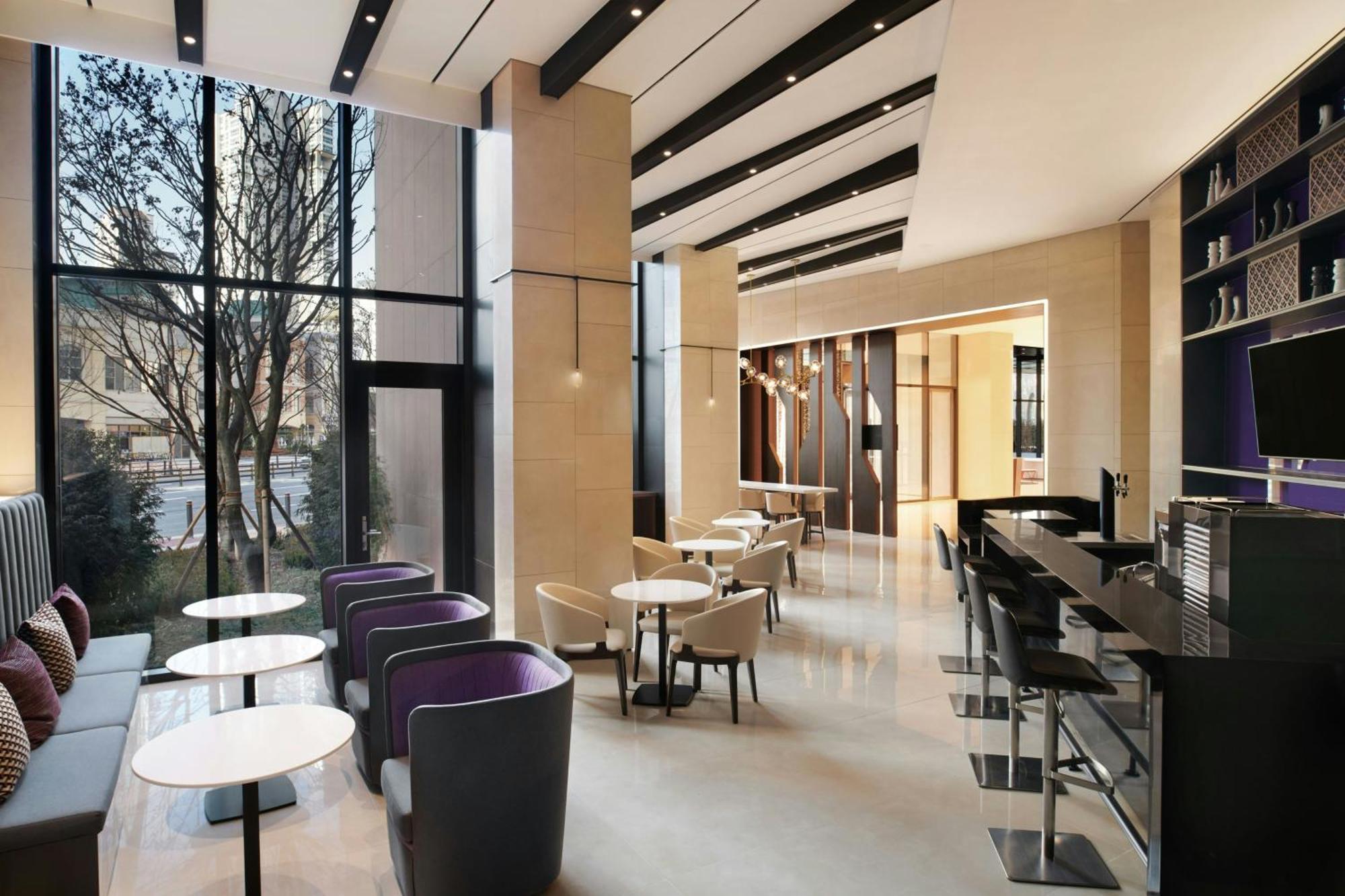 Courtyard By Marriott Suwon Hotel Eksteriør billede
